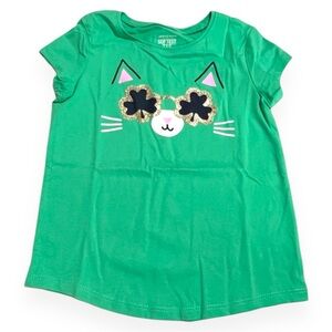 JB 5 Kelly Green Soft Shortsleeve T-shirt w/ Cat Wearing Golden Shamrock Glasses